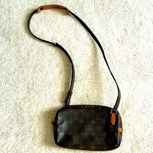 LOUIS VUITTON Marly Bandouliere Monogram Bag